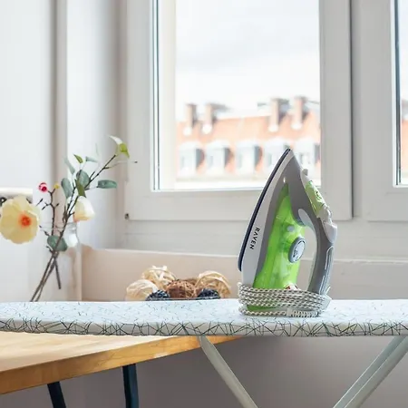 Rent Like - Aleja Wyzwolenia 7 *