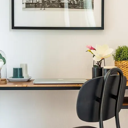 Rent Like - Aleja Wyzwolenia 7 * Warsaw
